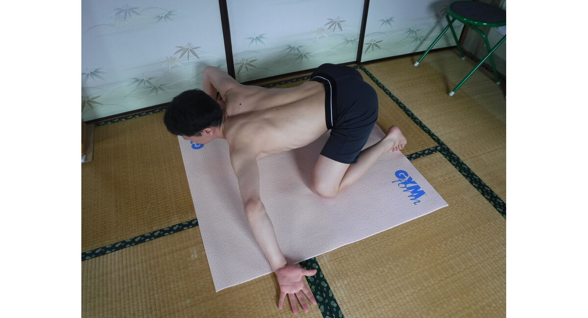 肩甲骨はがし