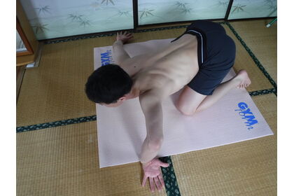 肩甲骨はがし